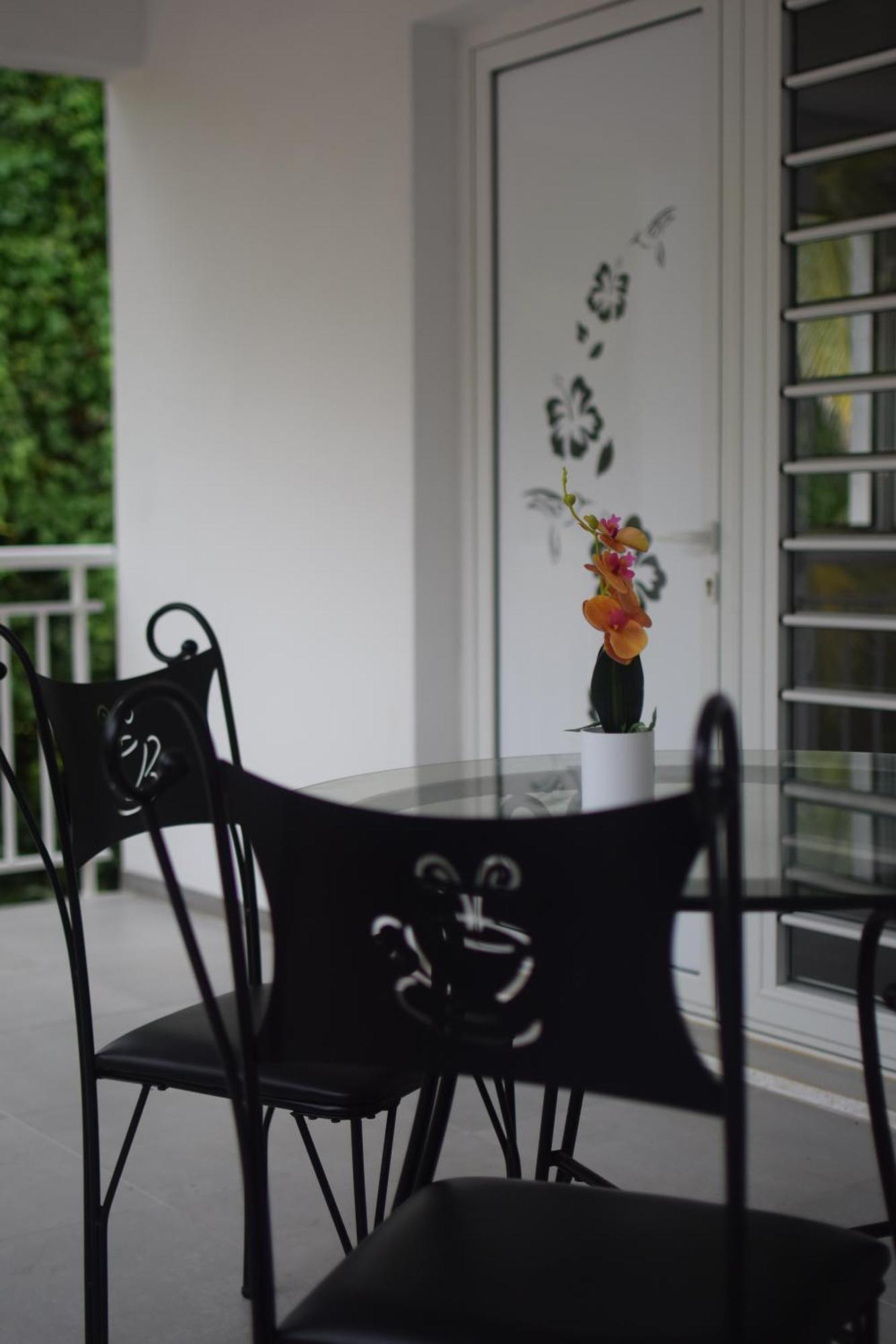 Villa Les Mahoganys Riviere-Salee 外观 照片