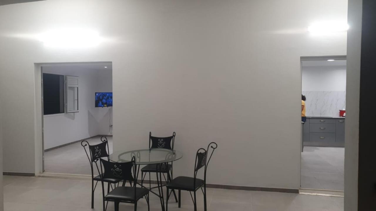 Villa Les Mahoganys Riviere-Salee 外观 照片