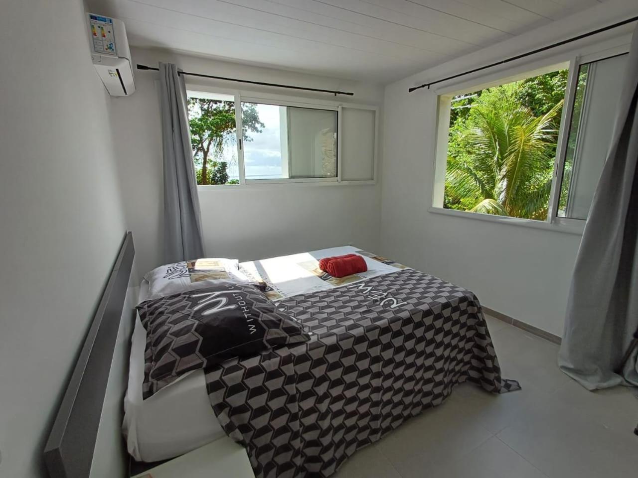 Villa Les Mahoganys Riviere-Salee 外观 照片